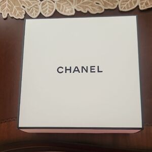 Chanel Classic White Gift Box